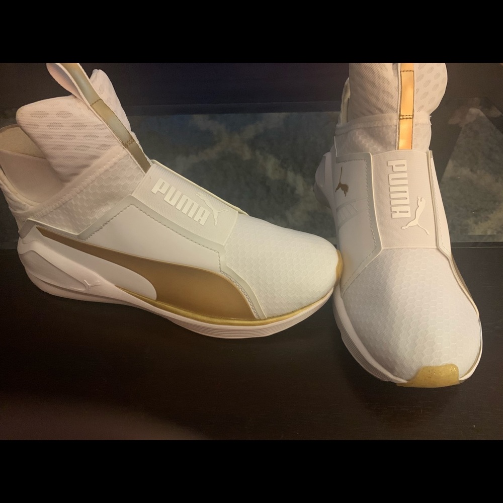 Puma DEFY Mid varsity sneakers